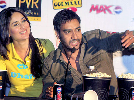 Kareena Kapoor, Ajay Devgn in Rohit Shetty's 'Singham 2' 